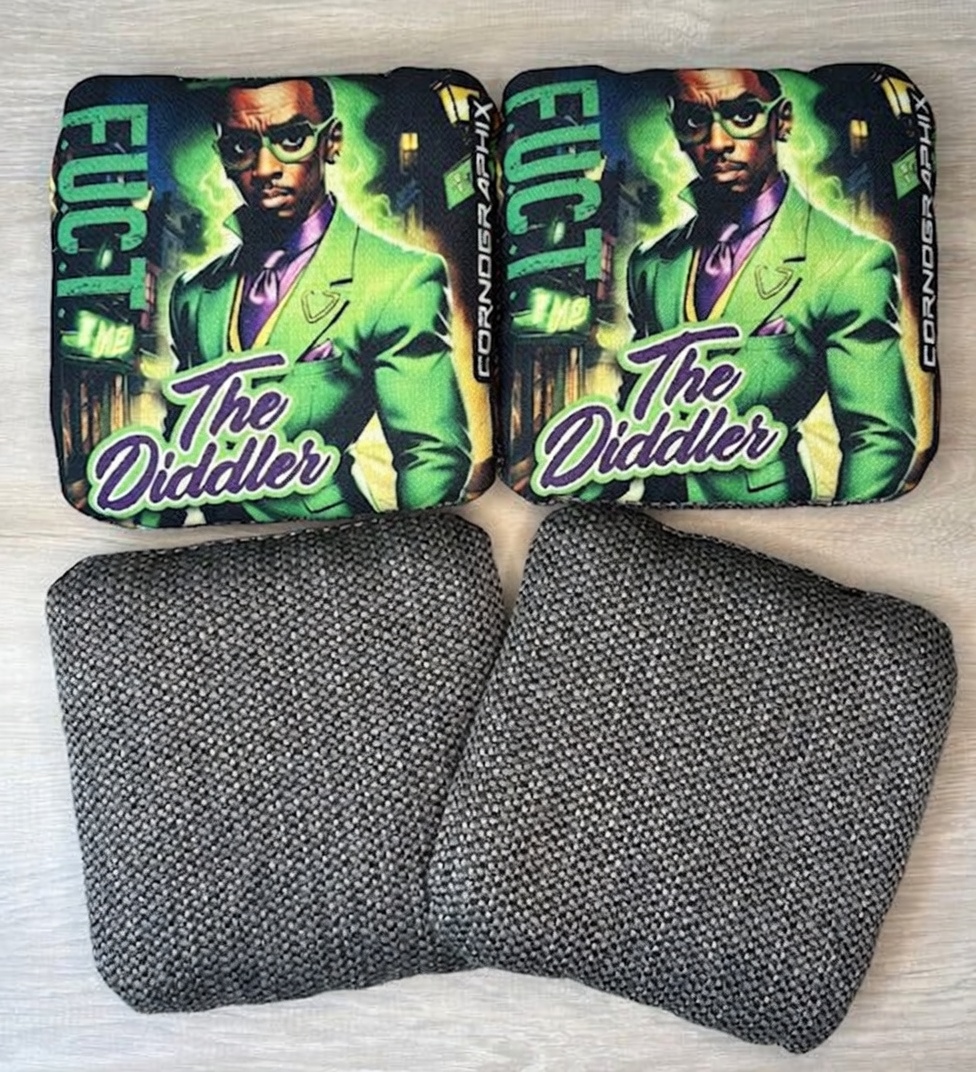 The Diddler cornhole bag