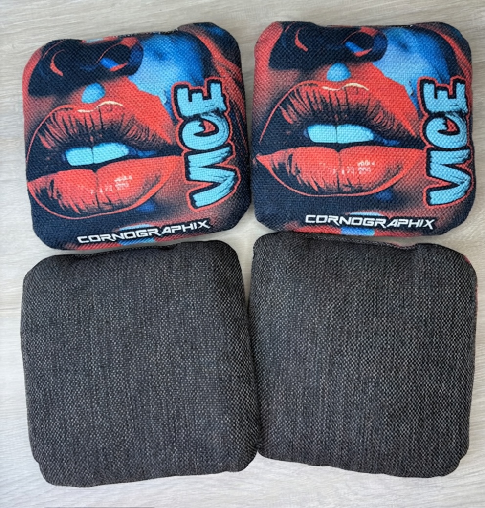 Lips cornhole bag